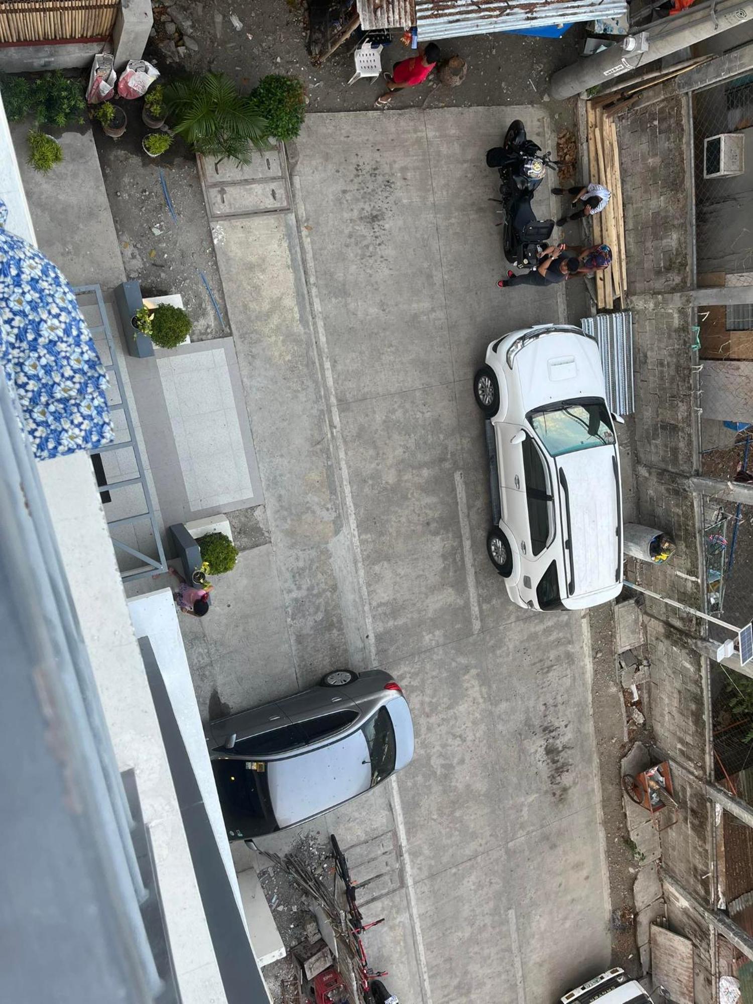 717 Residences Iloilo City Eksteriør billede